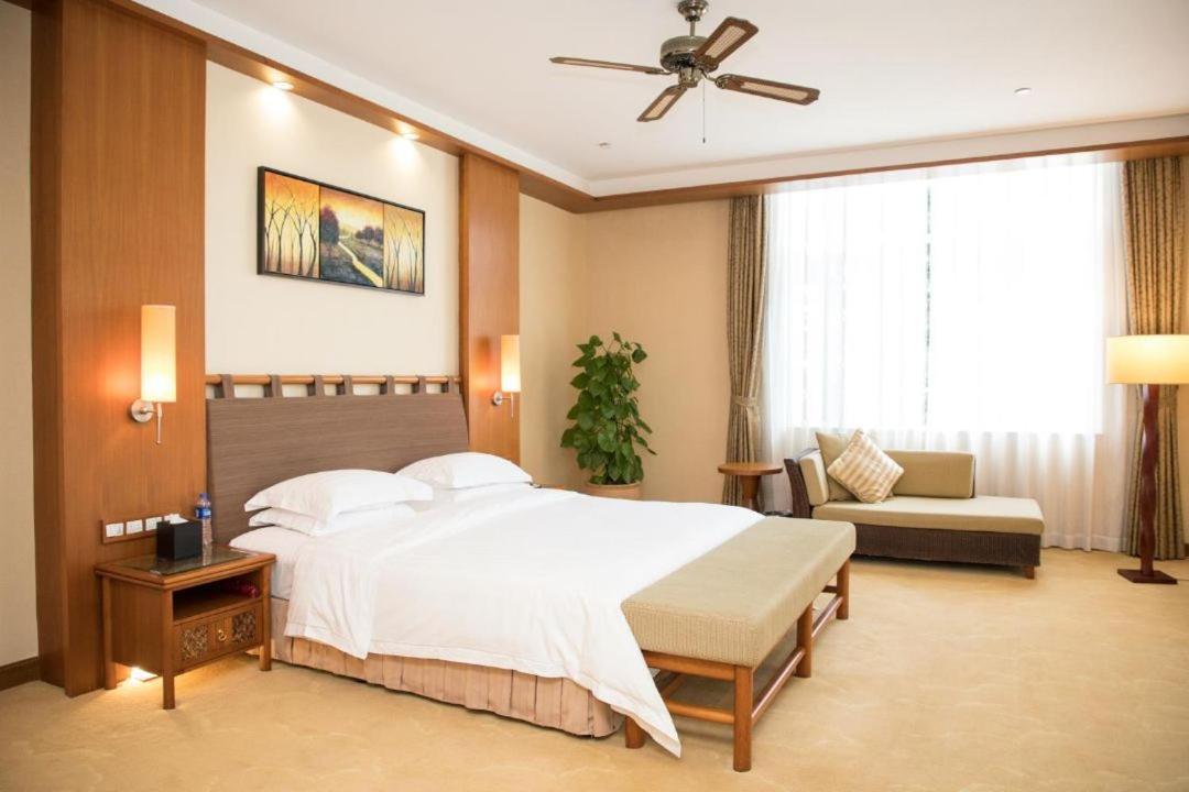 Hillview Golf Resort Dongguan Dongguan  Exteriör bild